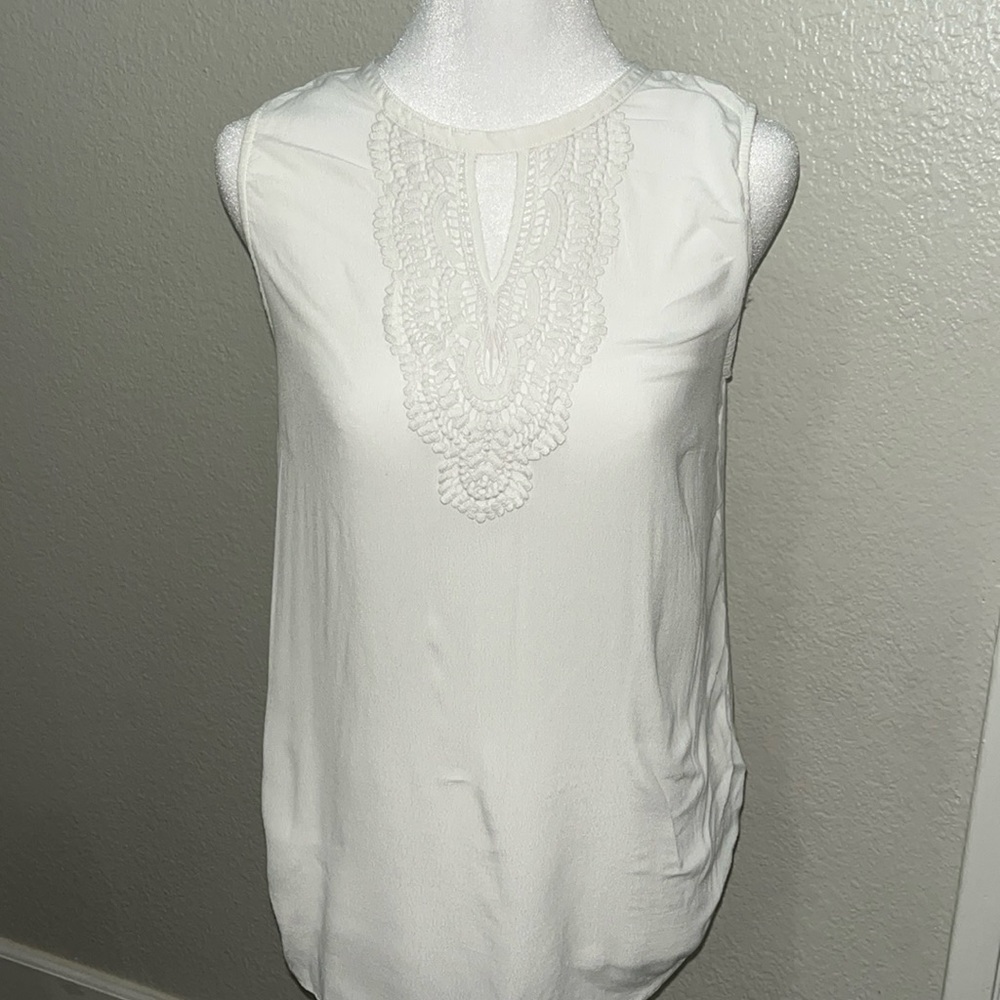 ⭐️✨3 for$20 ✨⭐️Grace elements white shirt, size medium